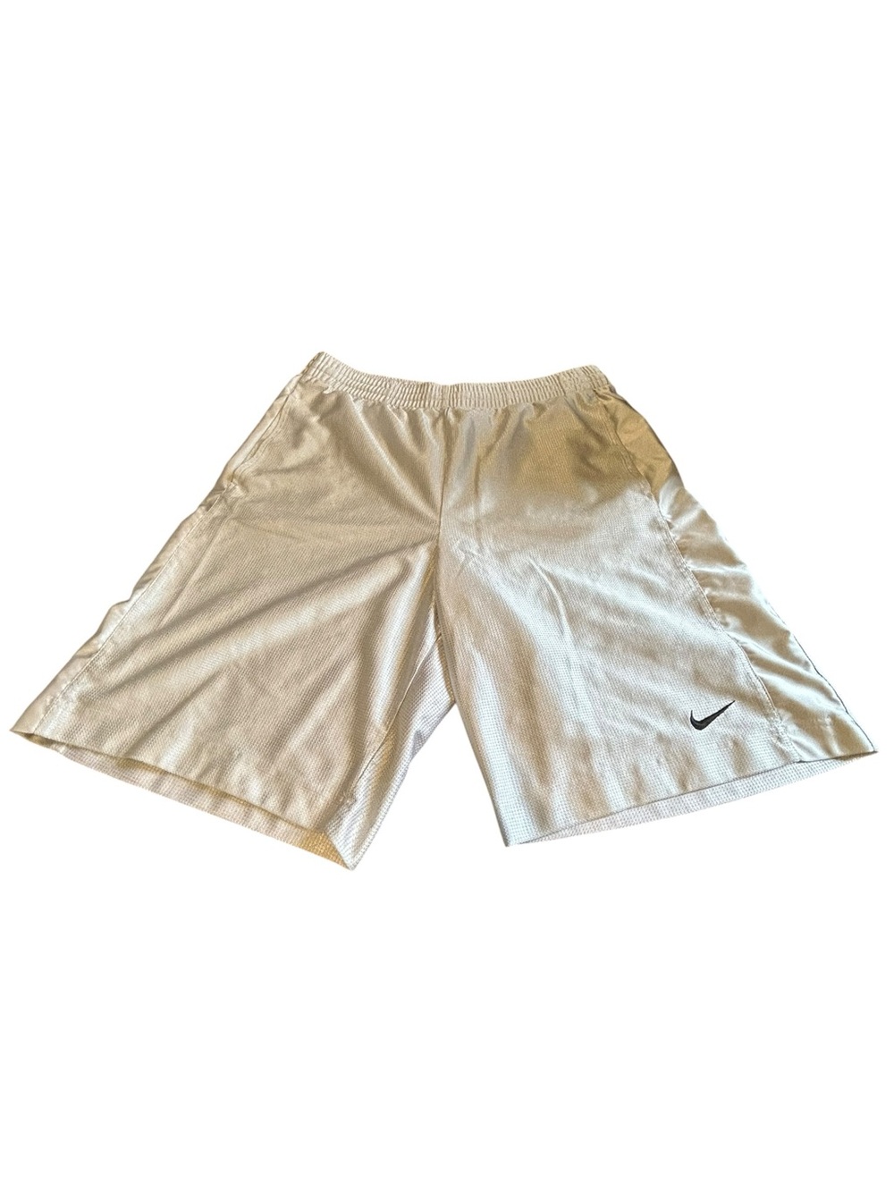 Vintage Nike Basketball Silver Athletic Shorts Men’s Size M Drawstring Pockets